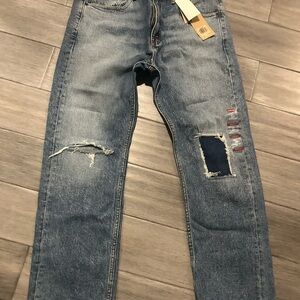 Women’s Levi’s Distressed Blue Jeans